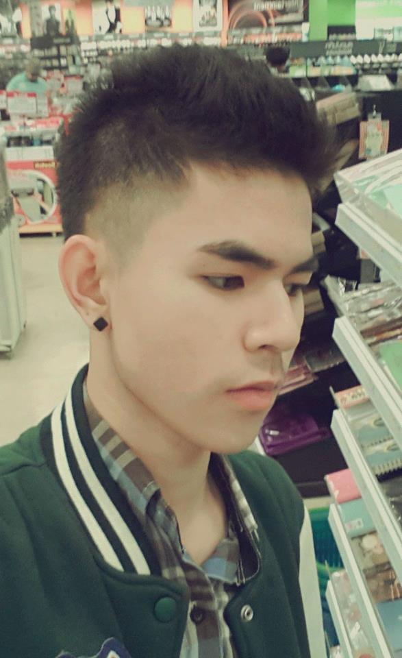 หนุ่มหล่อ อ.พ.ก อุดรพิทยานุกูล