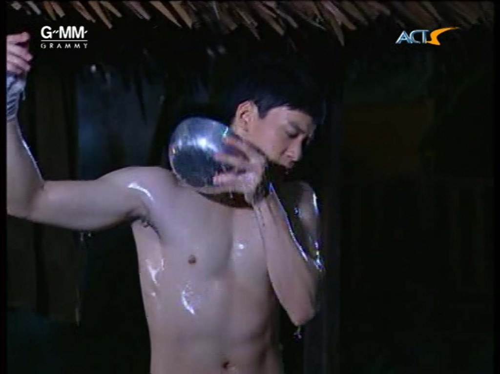 บี้ the star ถอดโชว์เรือนร่าง