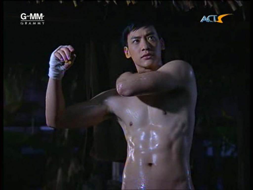 บี้ the star ถอดโชว์เรือนร่าง