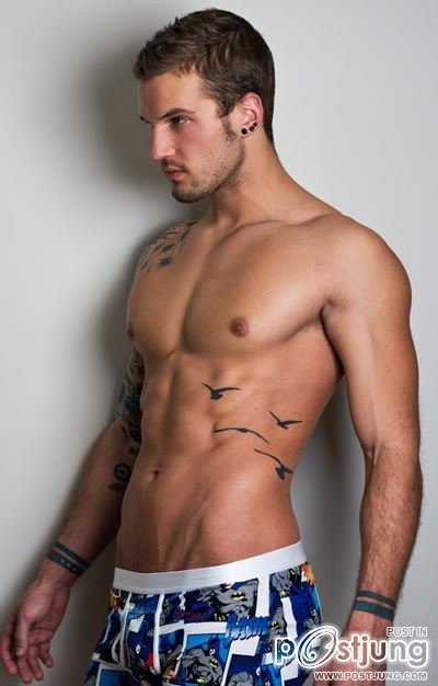 PARKER HURLEY BY LIEM PHAM