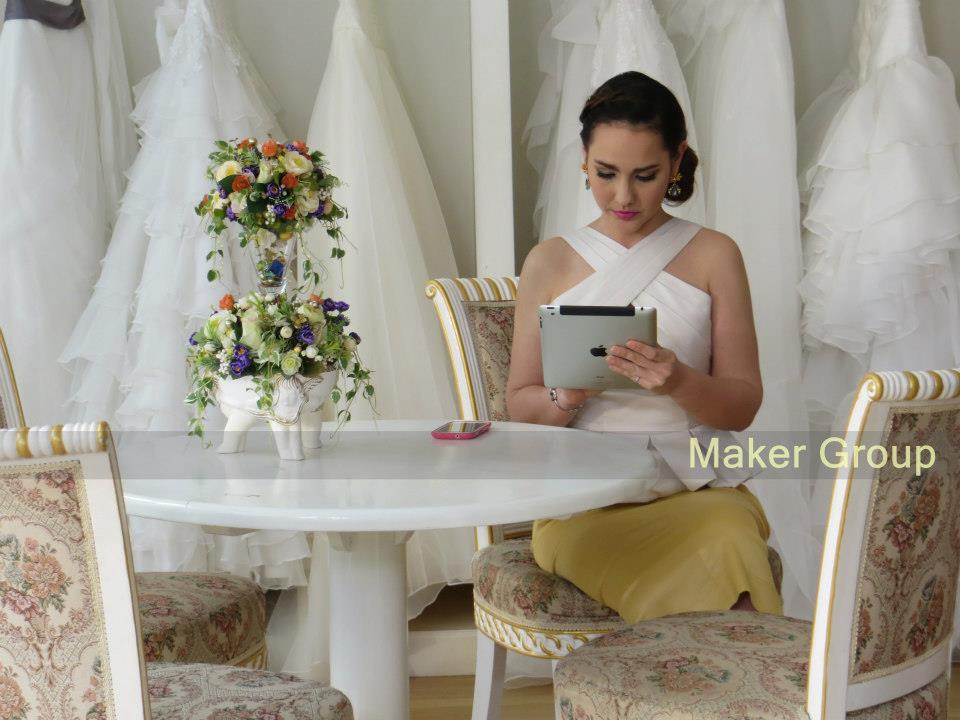 ต้นรักริมรั้ว......