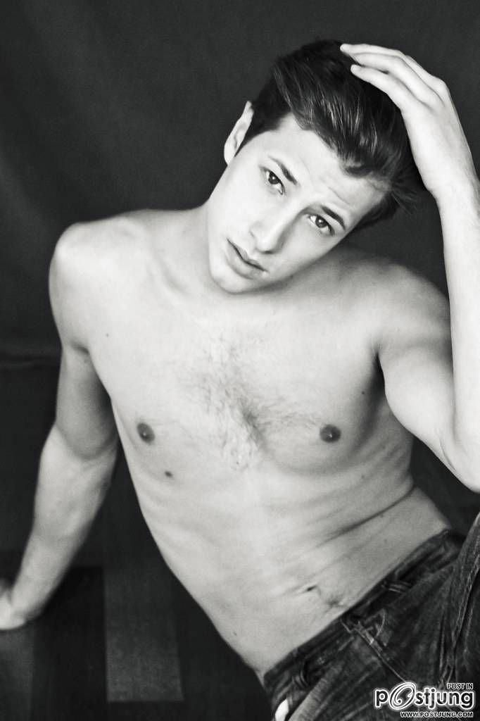 Angel by Mario Moralex