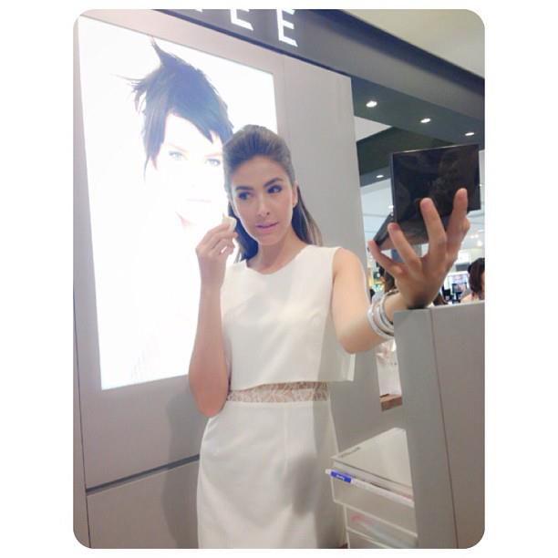 ดาราลูกครึ่งสวยเป๊ะของจริง