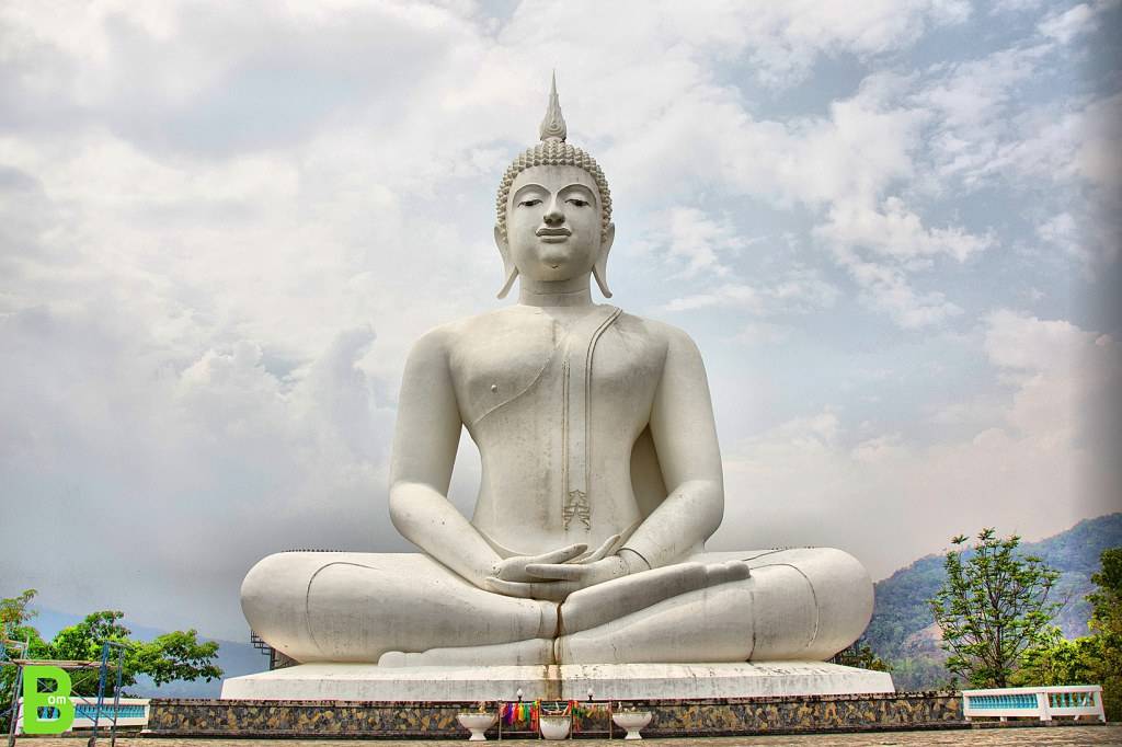 วัดพระพุทธบาทดอยโล้น จ.ตาก