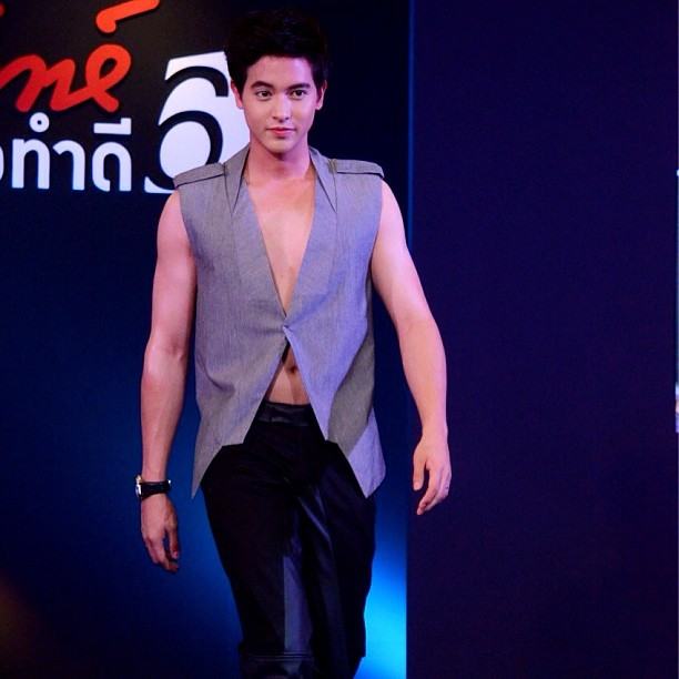 เจมส์ จิรายุ ตั้งศรีสุข