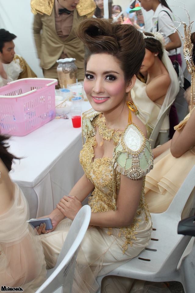 ดาราสาวหน้าไทย ดูกี่ทีก็ไม่เบื่อ