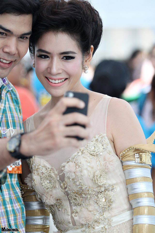 ดาราสาวหน้าไทย ดูกี่ทีก็ไม่เบื่อ