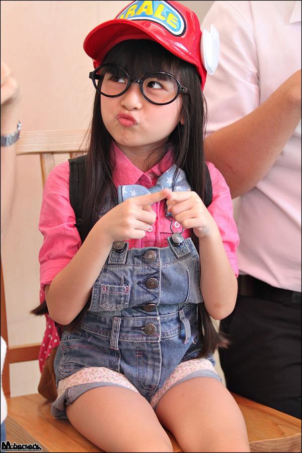 น้องอันดา กุลฑีรา แปลงโฉมเป็น อาราเล่น้อย