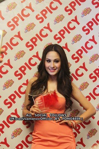 ขวัญ อุษามณี งาน 100 Most Spicy Idols 2013