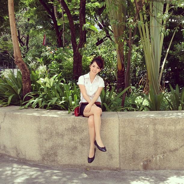 แฟชั่นชุดสวยๆของสาวไฮโซจินนี่ kamikaze เริ่ดมากขอบอก