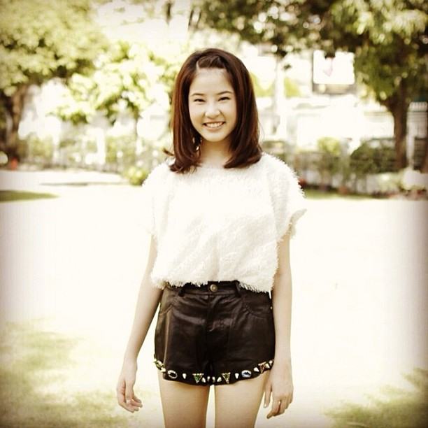 น้ำฝน ธนพัฒน์พิศาล ขาว หมวย หุ่นดี ตัวเล็ก