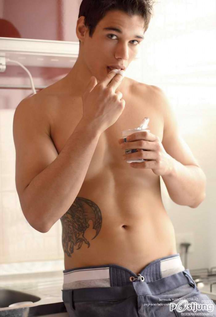 พระเอกหล่อเข้มทั้งนั้น