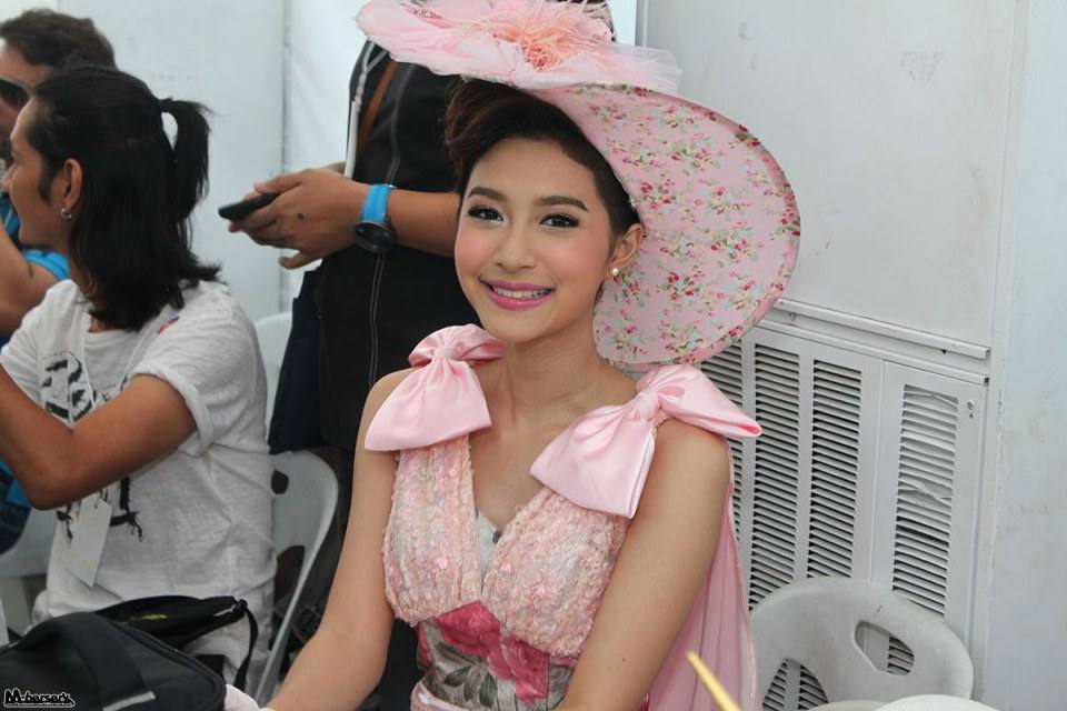 มิว นิษฐา สวย ขาว ตัวเล็ก