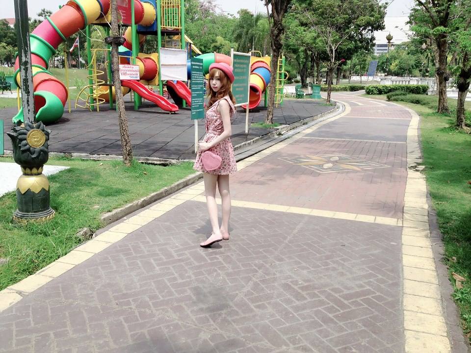 Sylvia Subkuakull ขาว ตัวเล็ก หุ่นดี