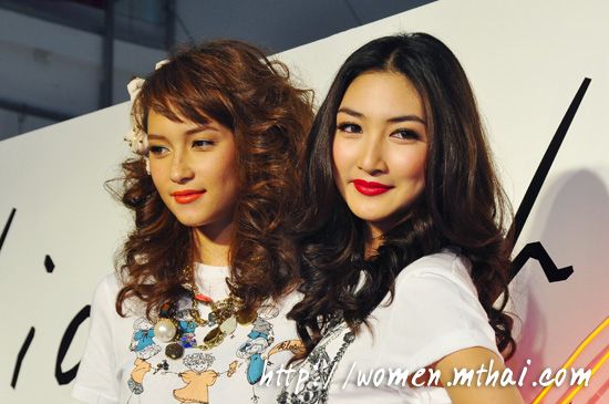 นางแบบ โลกปี2004 ชื่อน่ากิน นางเอก ยอดนิยม ณ เวลานี้