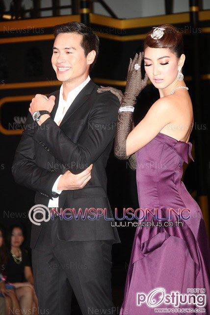 นางแบบ โลกปี2004 ชื่อน่ากิน นางเอก ยอดนิยม ณ เวลานี้