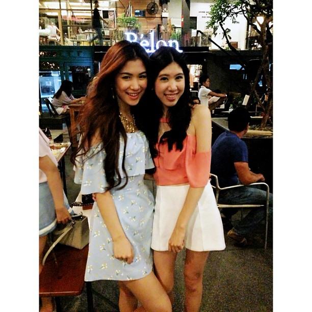 เบส โอลีฟ สูง ขาว หุ่นดี ขายาว