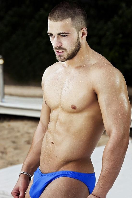 ชวนหนุ่มเล่นน้ำ 2