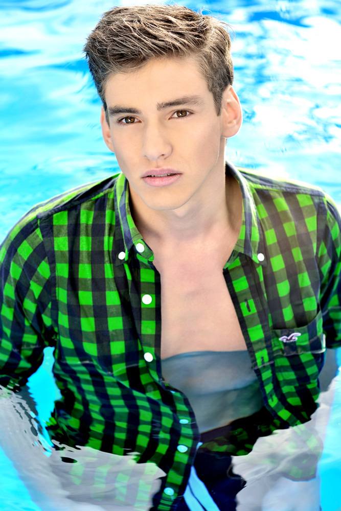 ชวนหนุ่มเล่นน้ำ 2