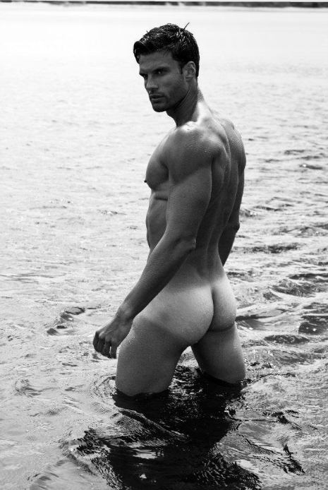 ชวนหนุ่มเล่นน้ำ 2