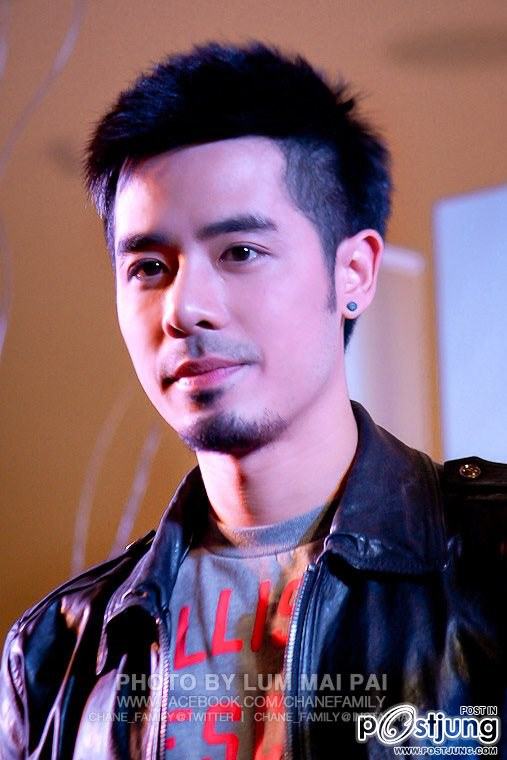 พ่เชน..หล่อเข้มดีจัง