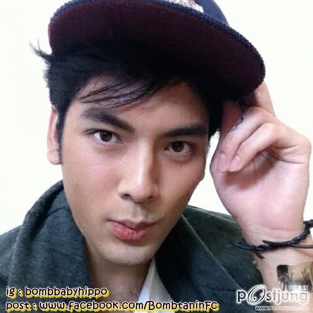 บอม ธนา เข้มดี