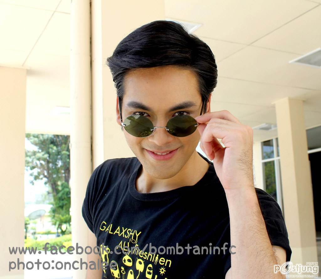 บอม ธนา เข้มดี