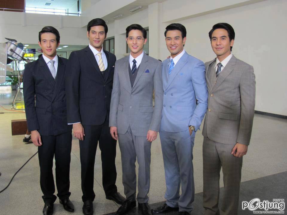 ห้าหนุ่มจุธาเทพ