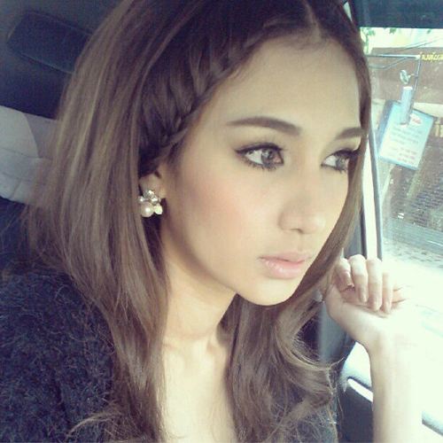 ผมเปียสุดเริ่ดของดารา