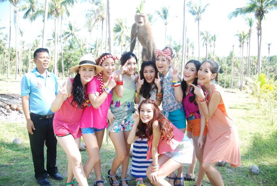 สาวสตรอเบอรี่ชัสเค้ก