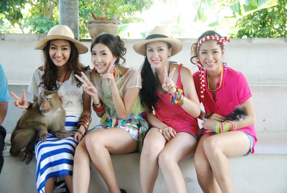 สาวสตรอเบอรี่ชัสเค้ก