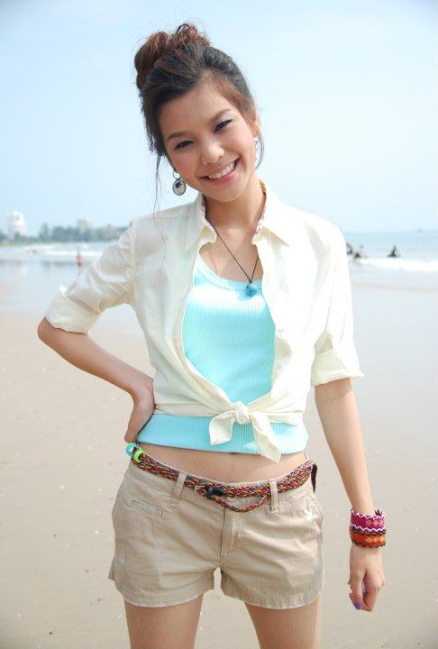 สาวสตรอเบอรี่ชัสเค้ก