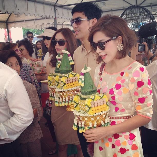 งานบวช พีช พชร เข้าพิธีอุปสมบท ได้รับฉายา พชฺชโร