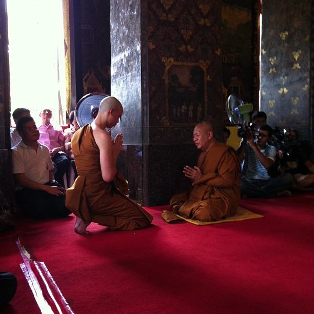 งานบวช พีช พชร เข้าพิธีอุปสมบท ได้รับฉายา พชฺชโร