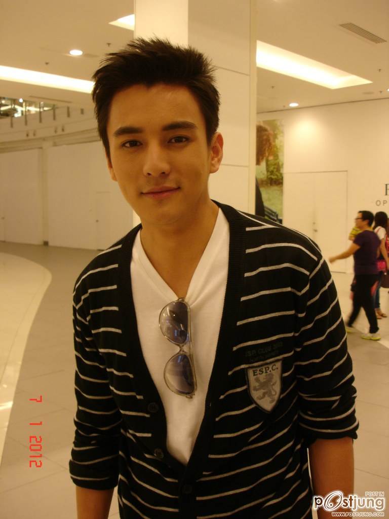 พระเอกน่ารักน่า....