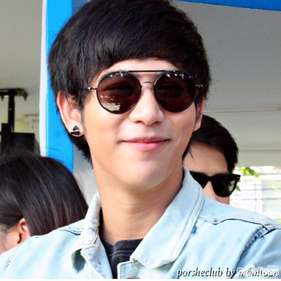 พระเอกน่ารักน่า....