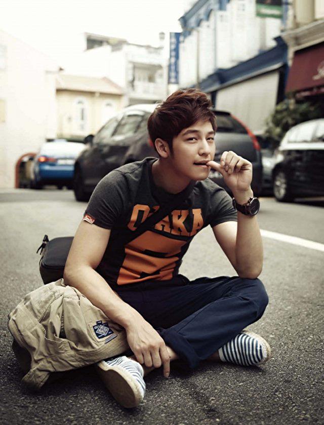 Kim Bum @ Esquire Korea May 2013