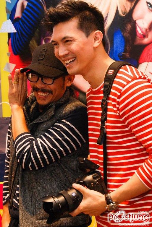 พี่เคน ธีฯ สุดหล่อเสื้อลายขวางน่ารักเน๊อะ