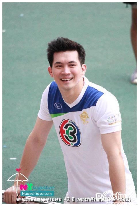 พี่เคน ธีฯ สุดหล่อรวมๆมาอ่ะชอบม่ะๆ