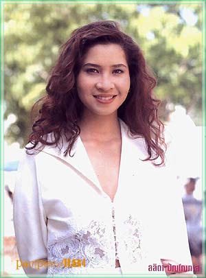 นางเอกคนแรกที่พลิกมาเล่นบทร้ายแล้วดัง