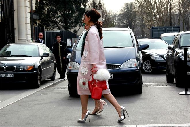 "ชมพู่ " VS  " อั้ม"  in @PARIS ปารีส พวกเธอทั้งสอง สวยเริ่ดมากกกกๆ