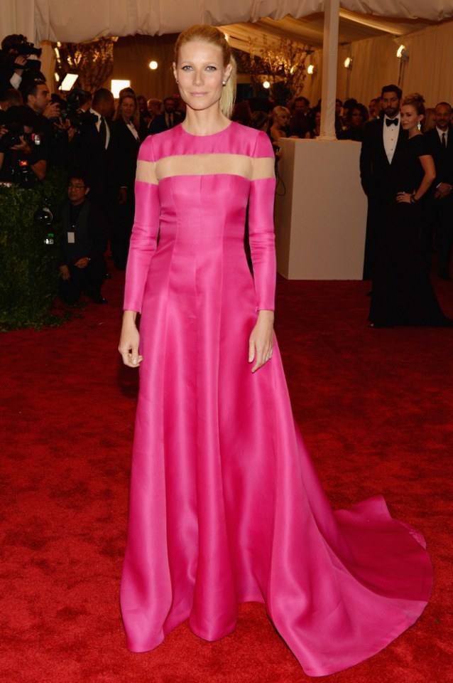Gwyneth Paltrow in Valentino Couture
