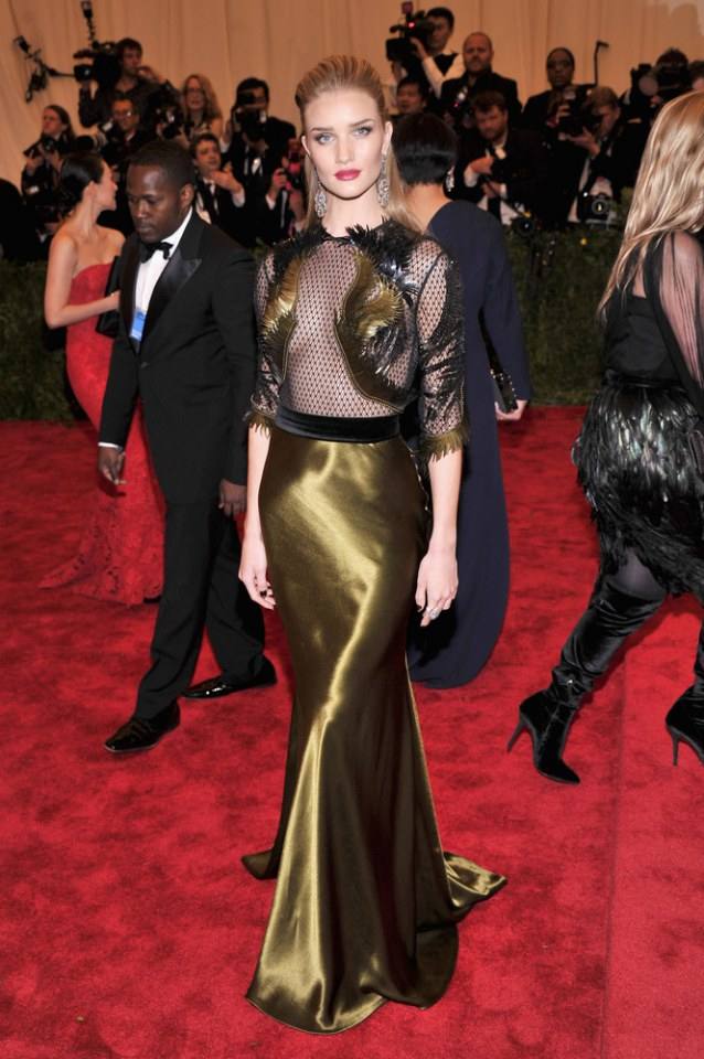 Rose Huntington-Whitely in Gucci