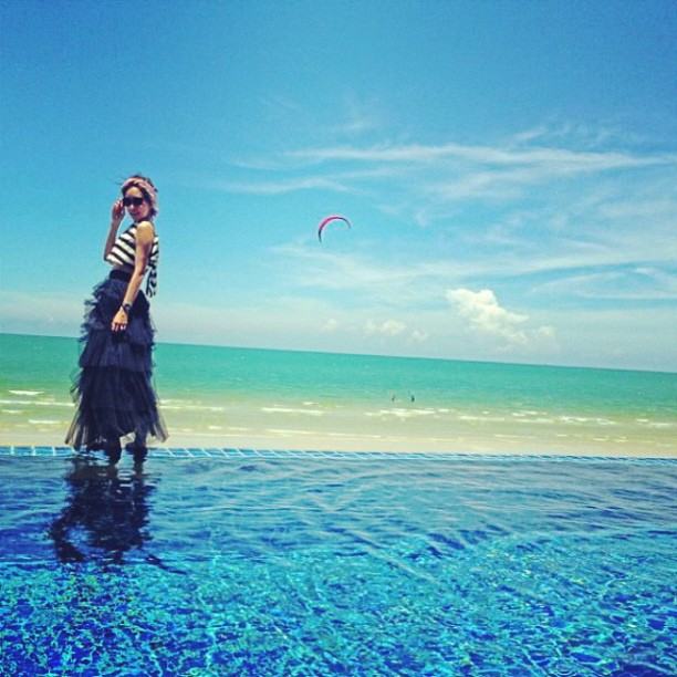 นุ่น เจี๊ยบ พร้อมแก๊งเพื่อน ขับเจ็ตสกี ลั้ลลาเที่ยวหัวหิน