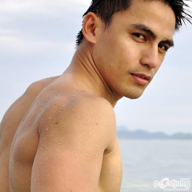 หล่อมากๆๆๆๆๆเข้มด้วย