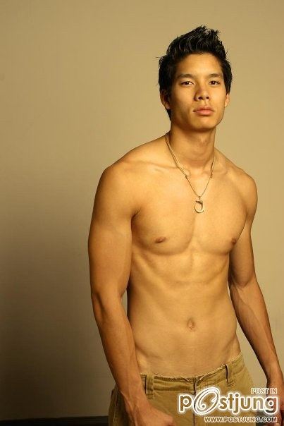 หน้าหล่อๆแบ่งปัน