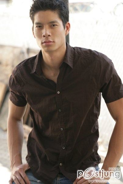 หน้าหล่อๆแบ่งปัน