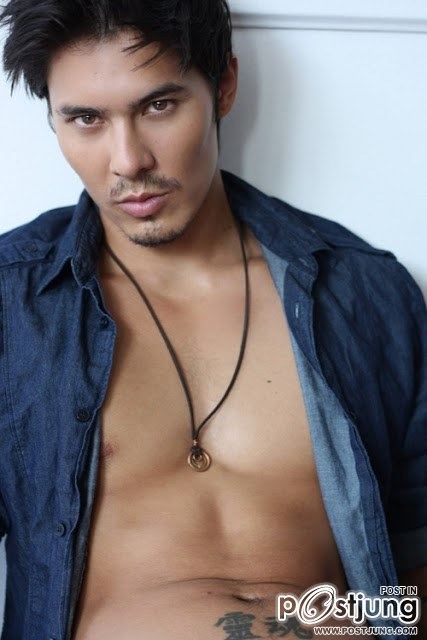 หน้าหล่อๆแบ่งปัน