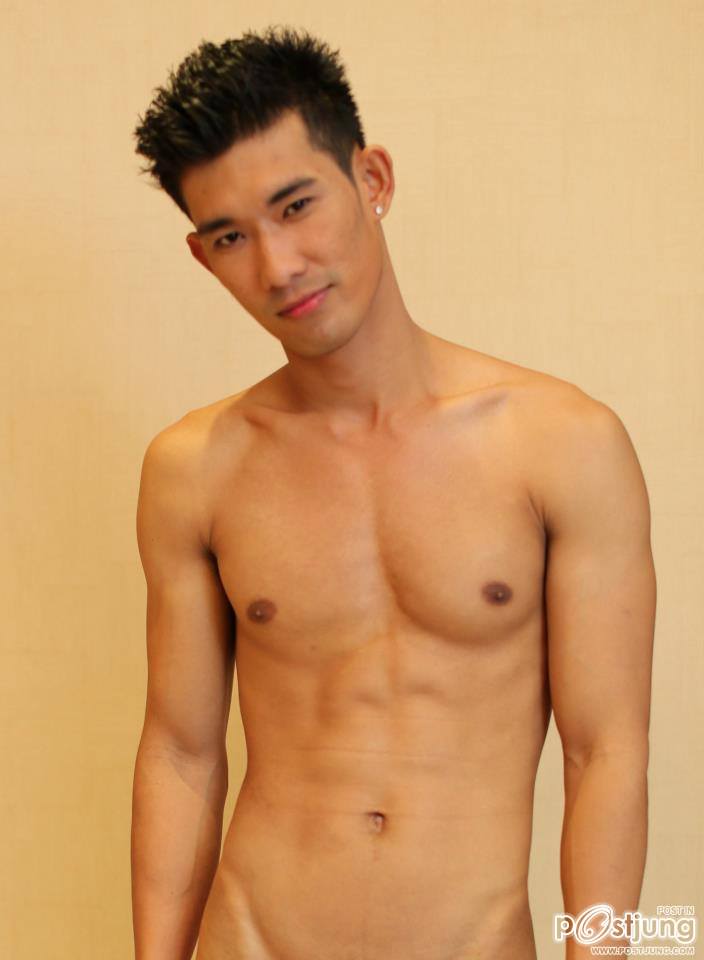 หนุ่มผิวเนียนๆ