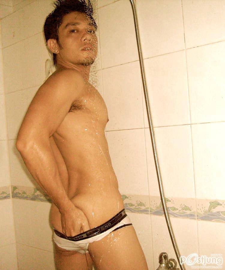 หนุ่มตี๋มีดี